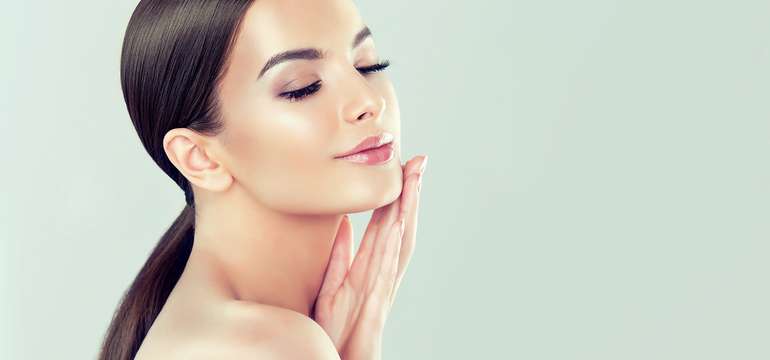Hĺbkové čistenie a regenerácia pleti, vďaka ktorej zažiarite v Beauty Esthetic Centrum