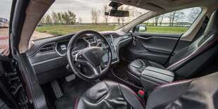 Jazda snov na Tesla Model S 100D