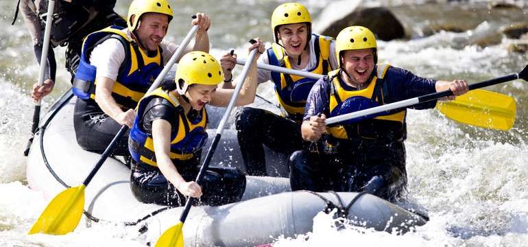 Rafting je spojeným adrenalínu a perfektnej zábavy (ilustračné foto)