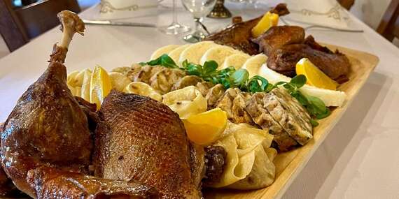 Kráľovské husacie hody v kaštieli Chateau Krakovany až pre 6 osôb/Krakovany - Piešťany