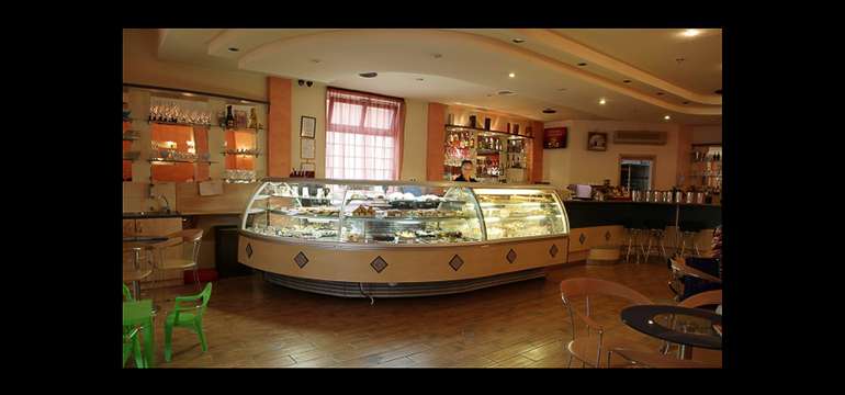 Hotel Négy Évszak*** superior má aj cukráreň