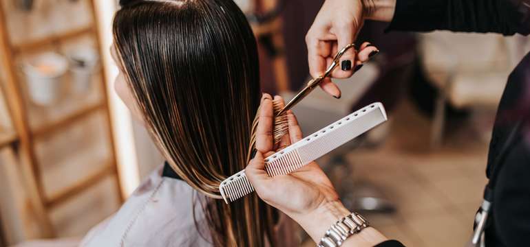 Dámsky strih v ME & MYSELF BeautyStudio & BarberShop