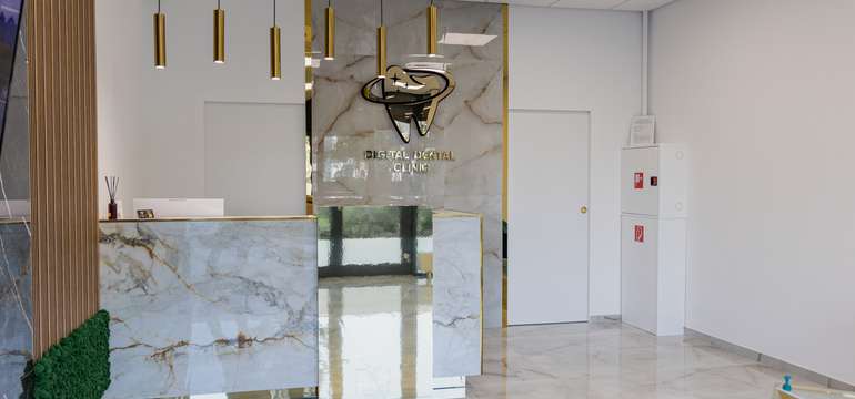 Digital Dental Clinic: vstupné vyšetrenie, dentálna hygiena, bielenie zubov