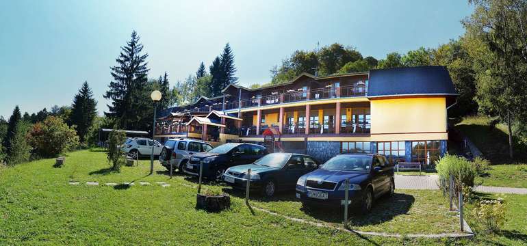 Horský relaxačný Hotel Inovec*** sa nachádza v srdci považského Inovca