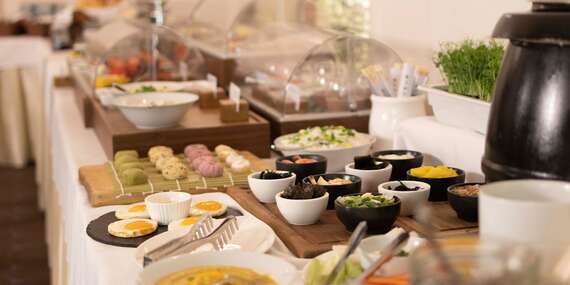 Privátny vstup do relax centra s občerstvením alebo romantickou večerou v Boutique Hoteli Dubná Skala****/Žilina