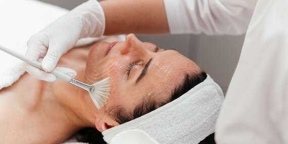 Hĺbkové čistenie alebo intenzívna hydratácia pleti s kozmetikou Medik8 a Image Skincare – krása pod dohľadom odborníkov/Bratislava - Staré Mesto