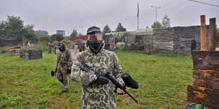 Nejen při jízdě na čtyřkolkách, ale i při paintballu si užijete pořádnou dávku vzrušení