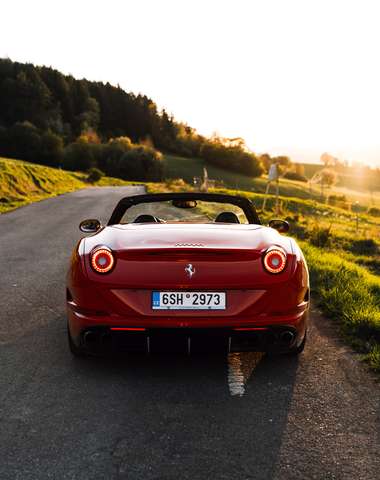 Ferrari California T