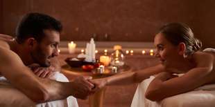 Masáž s lávovými kameňmi v Siam Spa