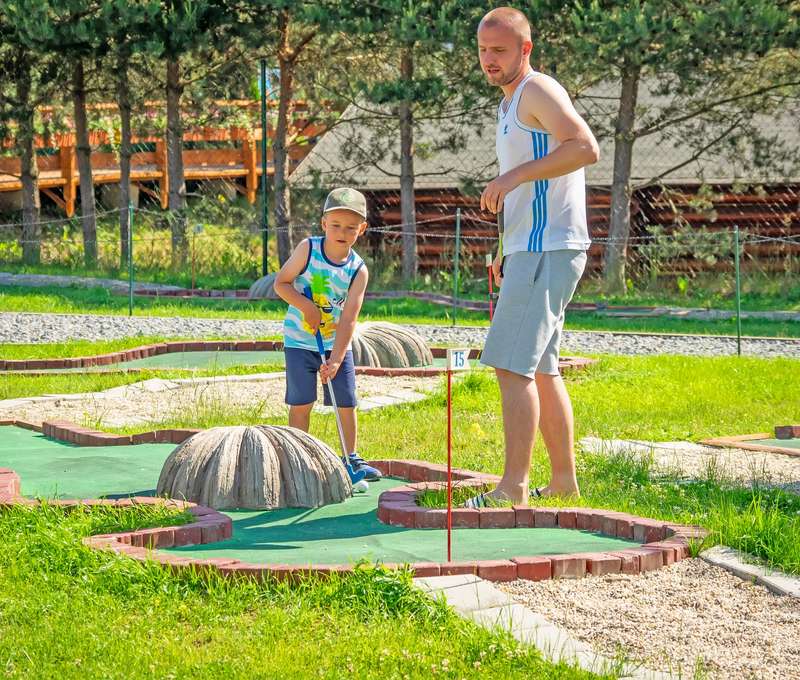 Okrem pozerania zvieratiek zabaví rodinu aj množstvo atrakcií