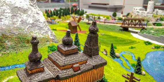 Vstup do Slovenského múzea máp - jediné zážitkové múzeum svojho druhu na Slovensku/Banská Bystrica - Kynceľová