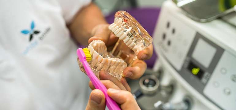 Profesionálna dentálna hygiena vo White Smile v Starom Meste