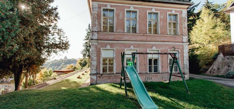 Ubytovanie v historickej budove v pokojnej časti centra