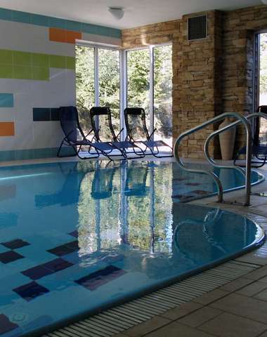 Wellness centrum s bazénom, vírivkou a saunou