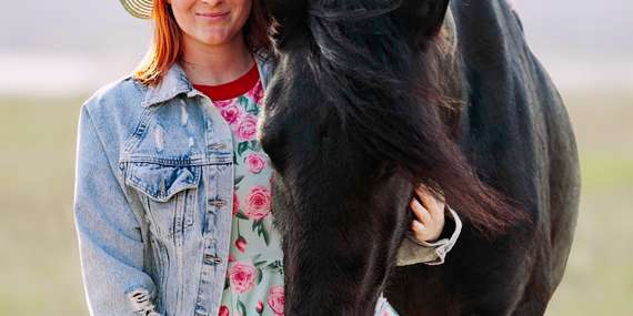 EXTRA CENY: Prechádzka na koni s inštruktorom v Šenkviciach - len 10 min. od Pezinka/Šenkvice