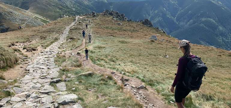 Jasná ponúka veľký počet trás pre pešiu turistiku a treking