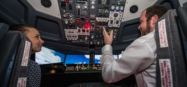Let na simulátore Boeingu 737