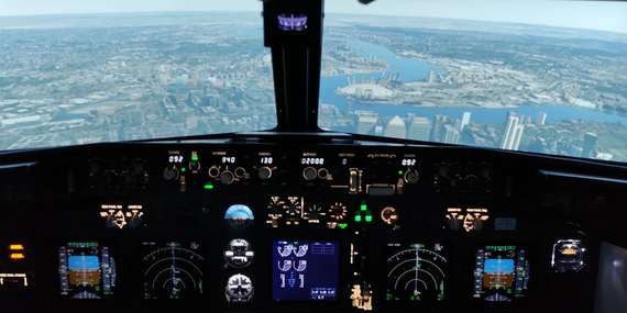 Pilotujte Boeing 737 ako profesionál s leteckým simulátorom FLYONE / Bratislava - Staré Mesto