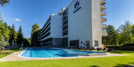 4-hviezdičkový Hotel Esplanade s polpenziou, wellness a extra procedúrou v termálnych kúpeľoch Piešťany/Piešťany