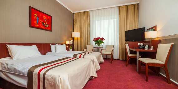 4-hviezdičkový Premier Krakow Hotel s raňajkami, bazénom a saunou/Poľsko - Krakov