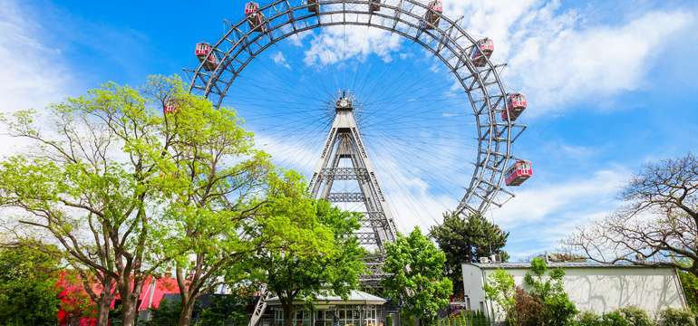 Viedenský zábavný park Prater je veľkým lákadlom
