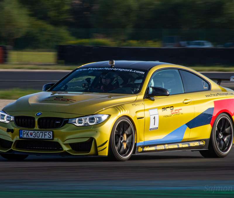 BMW M4 CS: zrýchlenie z 0-100 km/hod. – 4 sek.