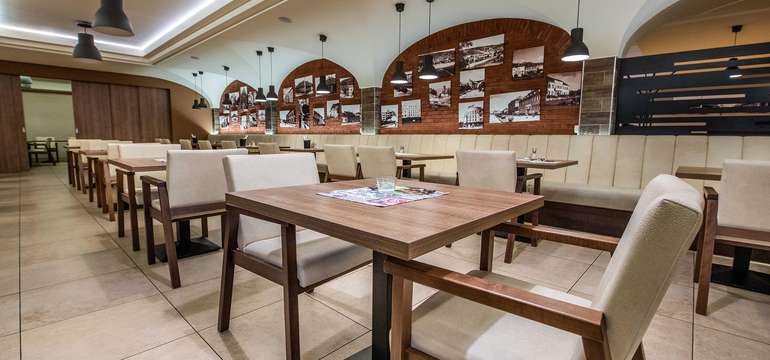 Aqua Sport Hotel*** s vodním světem a polopenzí