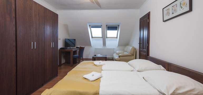Apartmán so samostatným vchodom (4+1)