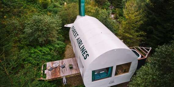 Lietadlo v lese - netradičné ubytovanie s neobmedzeným vstupom do sauny a vírivky/Spišské Bystré