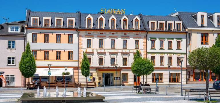Hotel Slovan**** je moderní zařízení s tradicí již od roku 1868