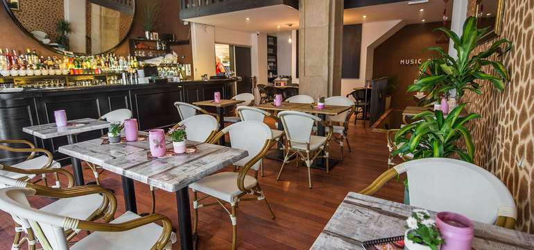 Le Papillon Restaurant