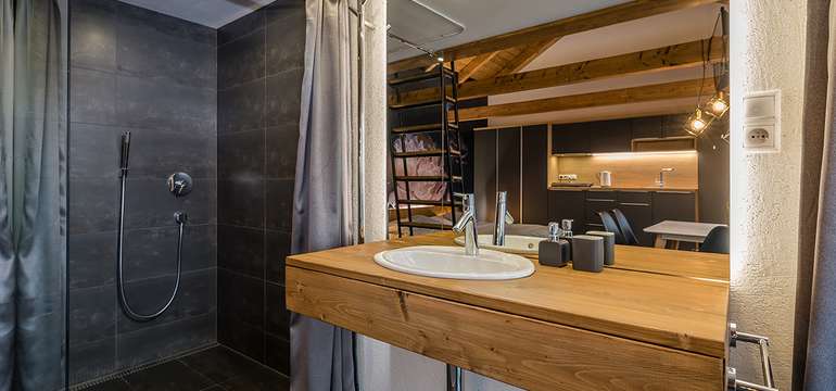 Studio Domestic
