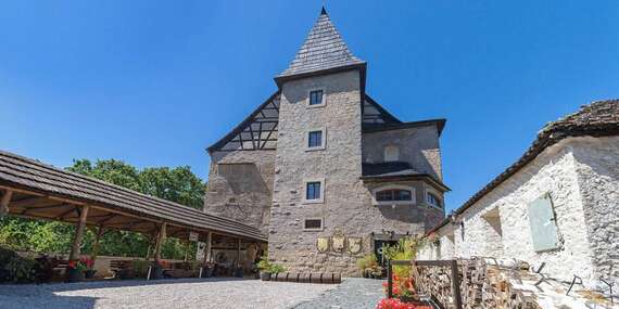 Pobyt na hradě Vildštejn se snídaní, prohlídkou hradu a vstupem do muzea hasičů/Karlovarský kraj - Skalná