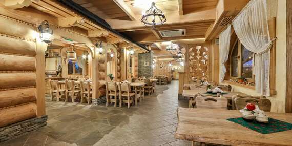 Pensjonat pod Kotelnicą*** s raňajkami či polpenziou, wellness a vstupom do aquaparku Terma Bania/Bialka Tatrzanska - Poľsko