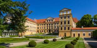 Vysočina v hotelu Opera s polopenzí a bowlingem i přes léto