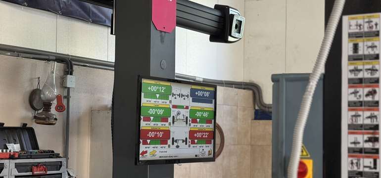 Presná 3D geometria všetkých kolies v Platforma Autoservice
