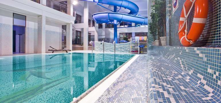 Poľský hotel Klimek**** má vlastný aquapark s bazénom, vírivkou a toboganom