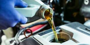 Profesionálna výmena oleja a filtrov v autoservise AGROTEC