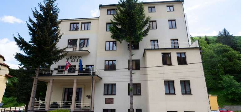 Hotel DSZSU*** v Trenčianskych Tepliciach