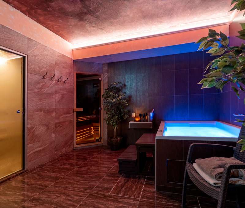 Privátne wellness so sviečkami a welcome drinkom v PREMIUM**** business hotel