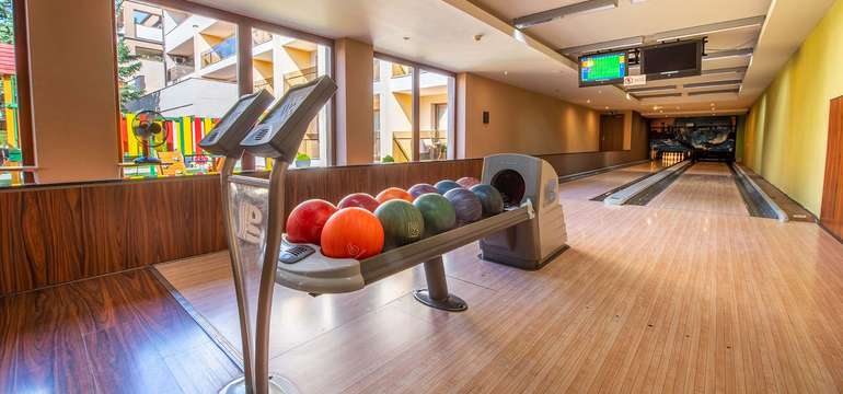 V Šport bare si môžete zahrať bowling na dvoch profesionálnych dráhach