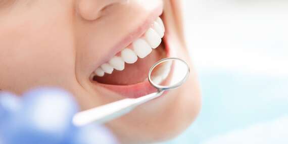 Dentálna hygiena s pieskovaním Airflow a inštruktážami v novej zubnej ambulancii Pohotovosť 24/7/Bratislava-Petržalka