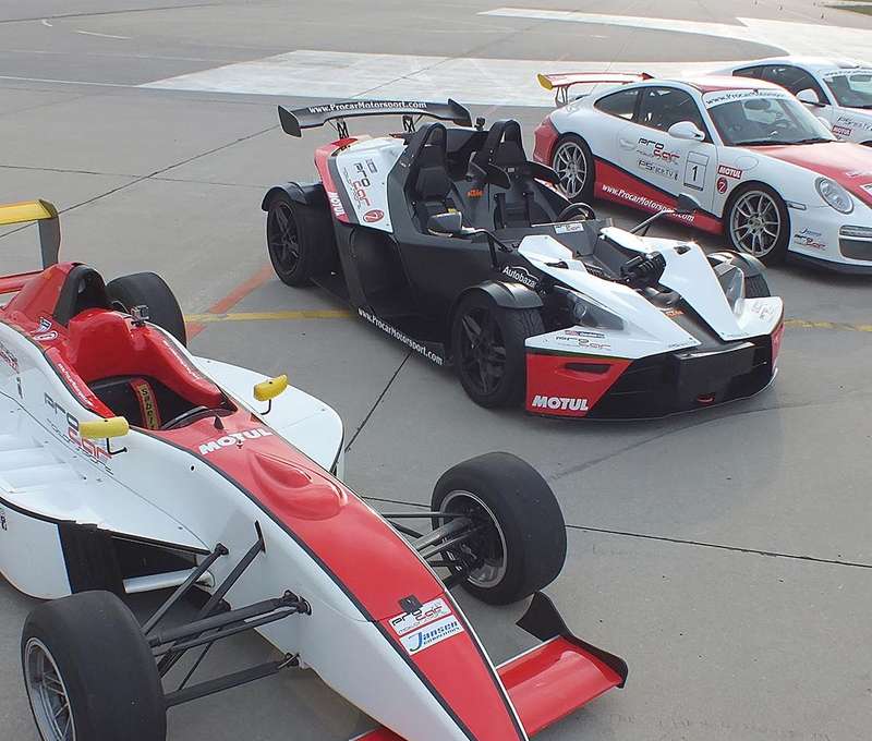Formula, Porsche 911 v GT3 úprave alebo Mustang GT V8
