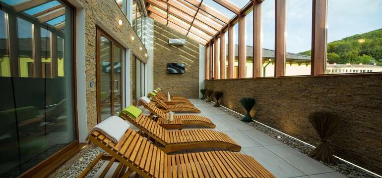 Kvalitné wellness s intímnou atmosférou: vírivka, sauny a relaxačná miestnosť