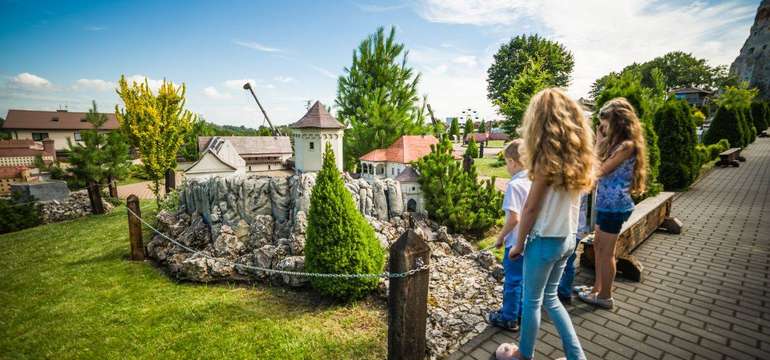 Zábavný park Ogrodzieniec v Poľsku - Park miniatúr