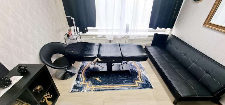 Príjemné a štýlové priestory salónu Elegancehair