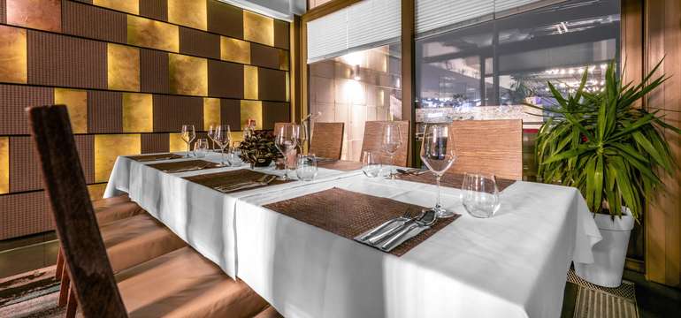 Restaurant Parlament - interiér