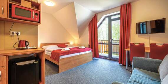 Vila Dedo*** v centre Tatranskej Lomnice - nadštandardne vybavené izby a dieťa do 6 rokov zdarma/Vysoké Tatry - Tatranská Lomnica