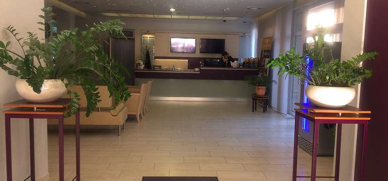 Recepcia je k dispozícii 24 hodín denne