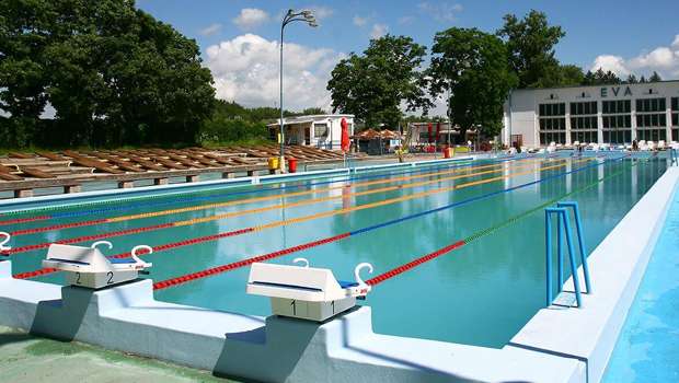 Kupalisko eva piestany